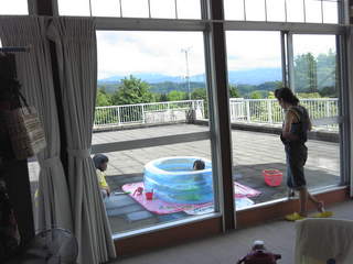 水遊び遠景.jpg
